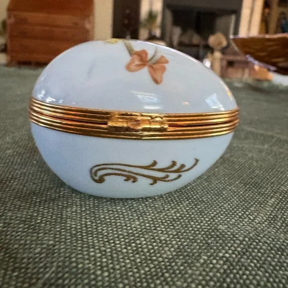 Limoges Decorative Blue and Gold Easter Egg Trinket Box - Picture 2 of 8